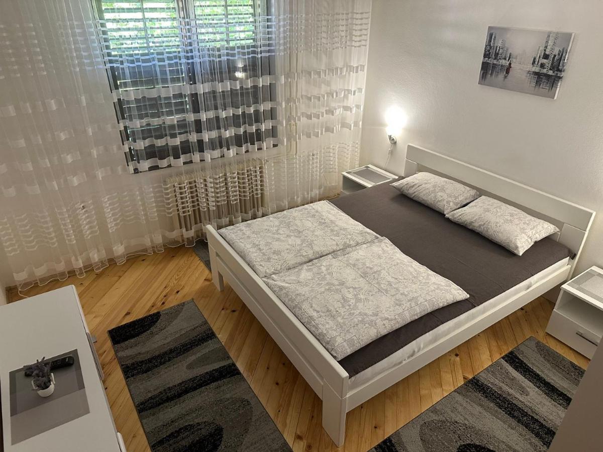 Apartman Samardzic วิเชกราด ภายนอก รูปภาพ